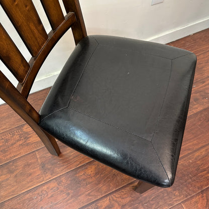 Harold Dining Set