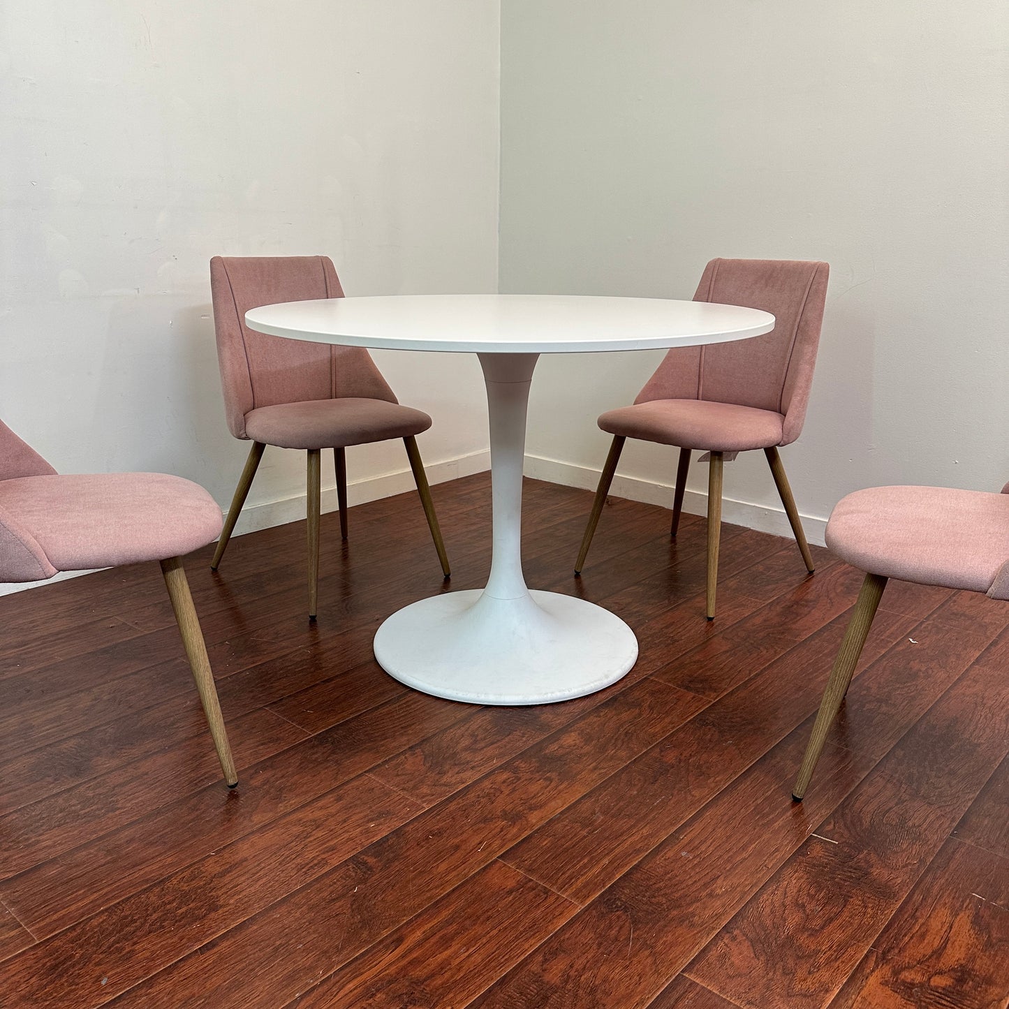 5 Piece Pedestal Modern Dining Set