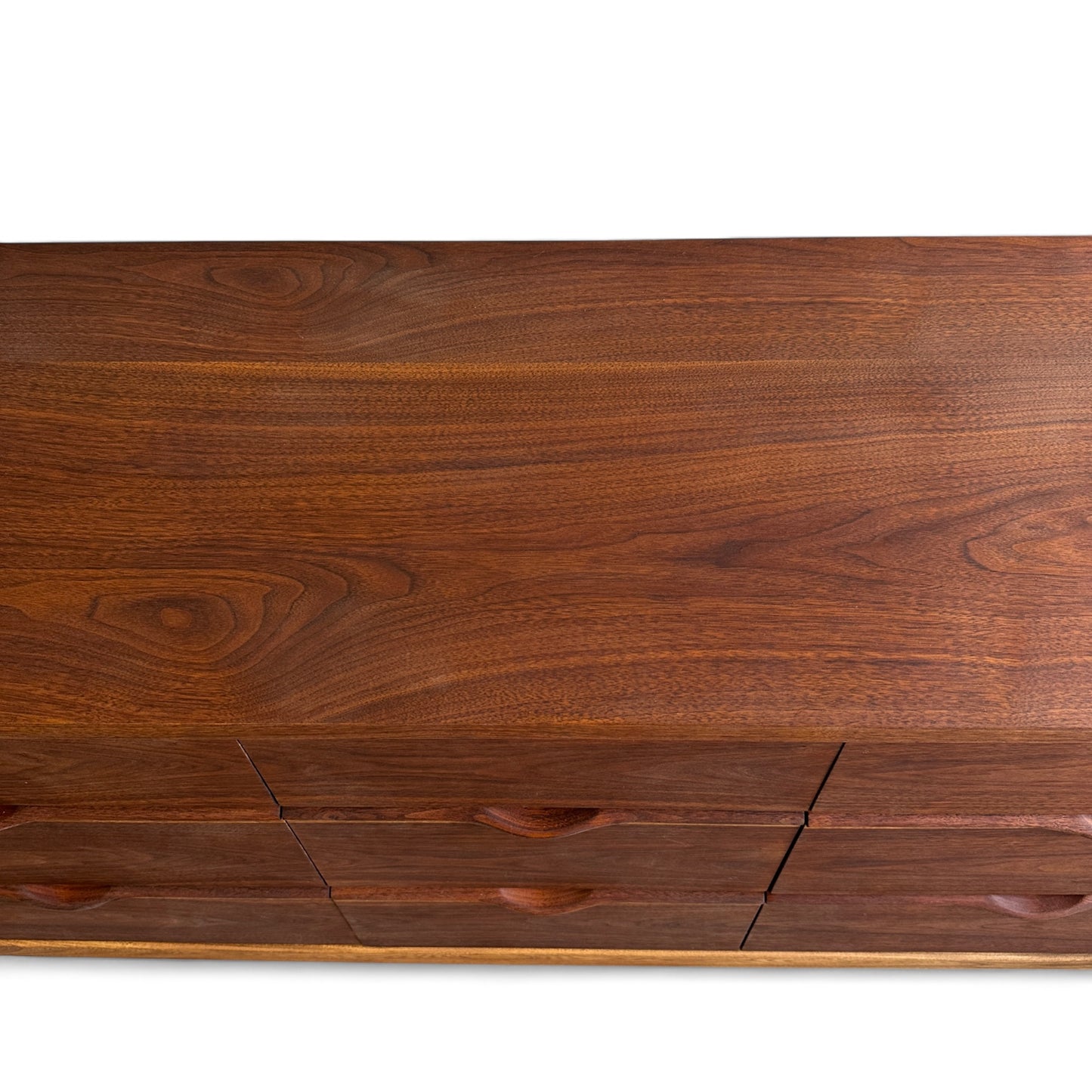 Walnut Mid-Century 9 Drawers Dresser