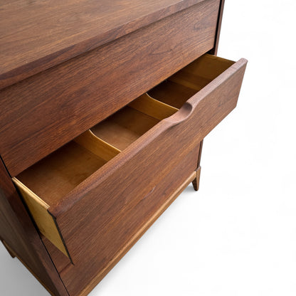 Walnut Mid-Century 4 Drawers Highboy Dresser