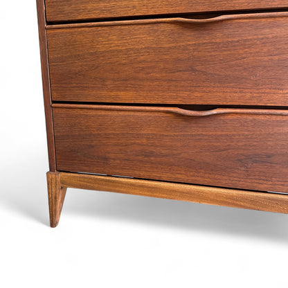 Walnut Mid-Century 4 Drawers Highboy Dresser