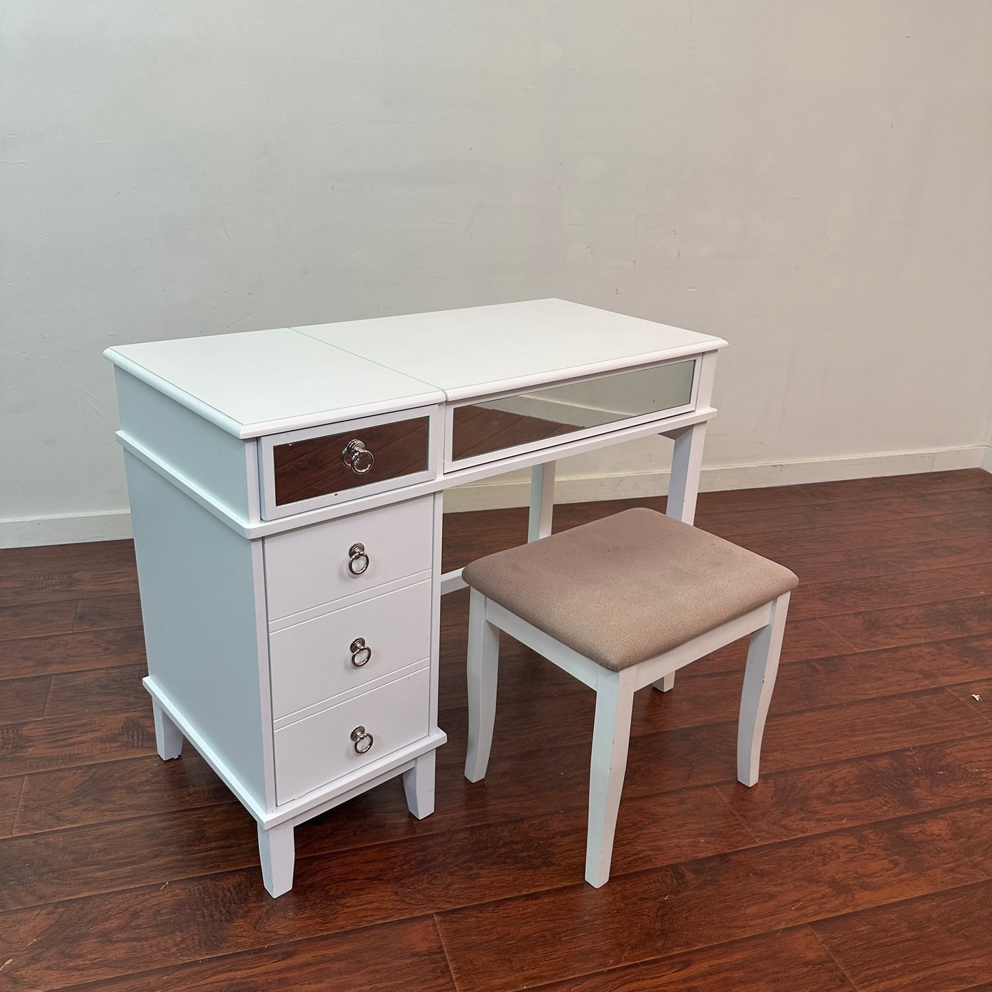 Linon Home Vanity Set