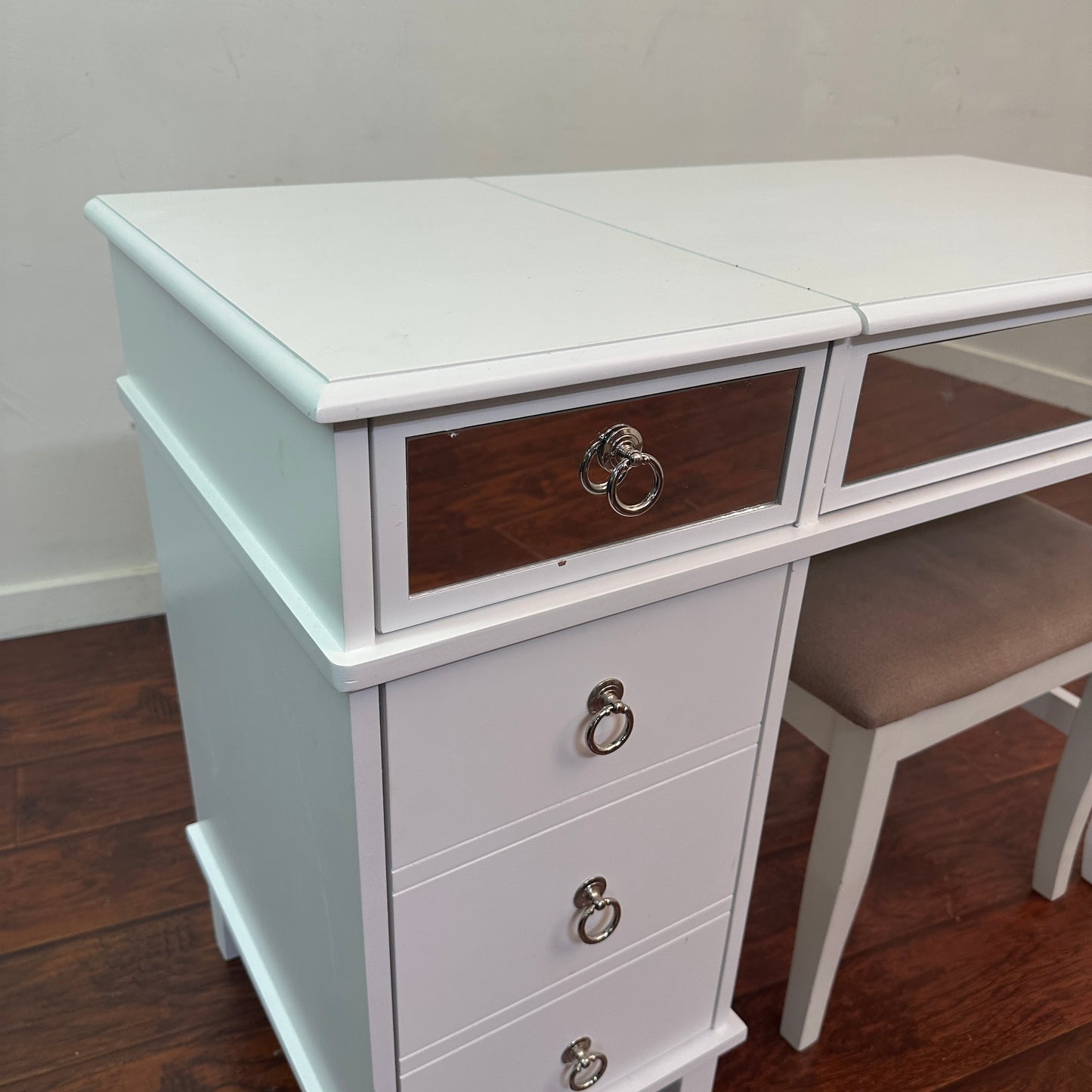 Linon Home Vanity Set