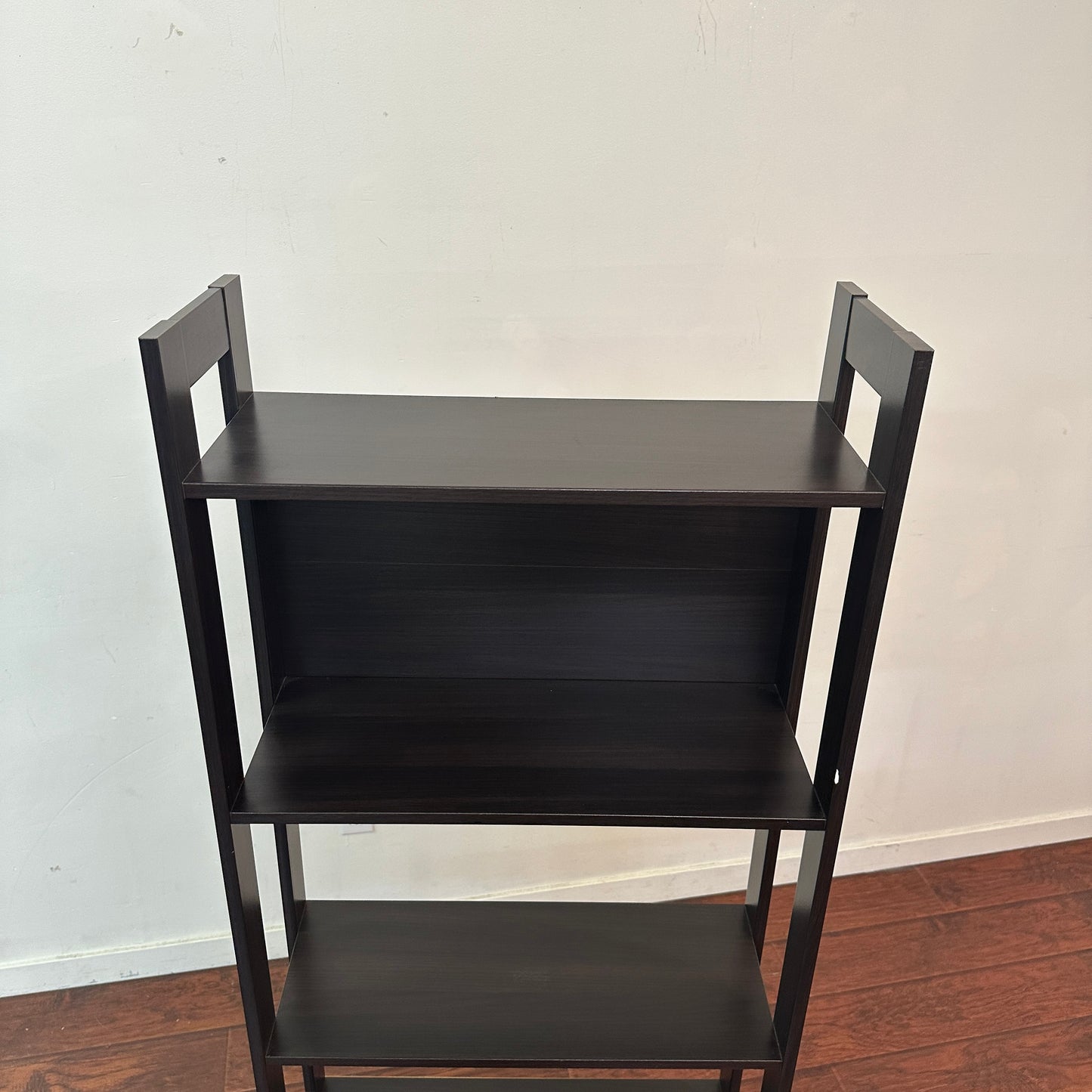 Laiva Bookcase