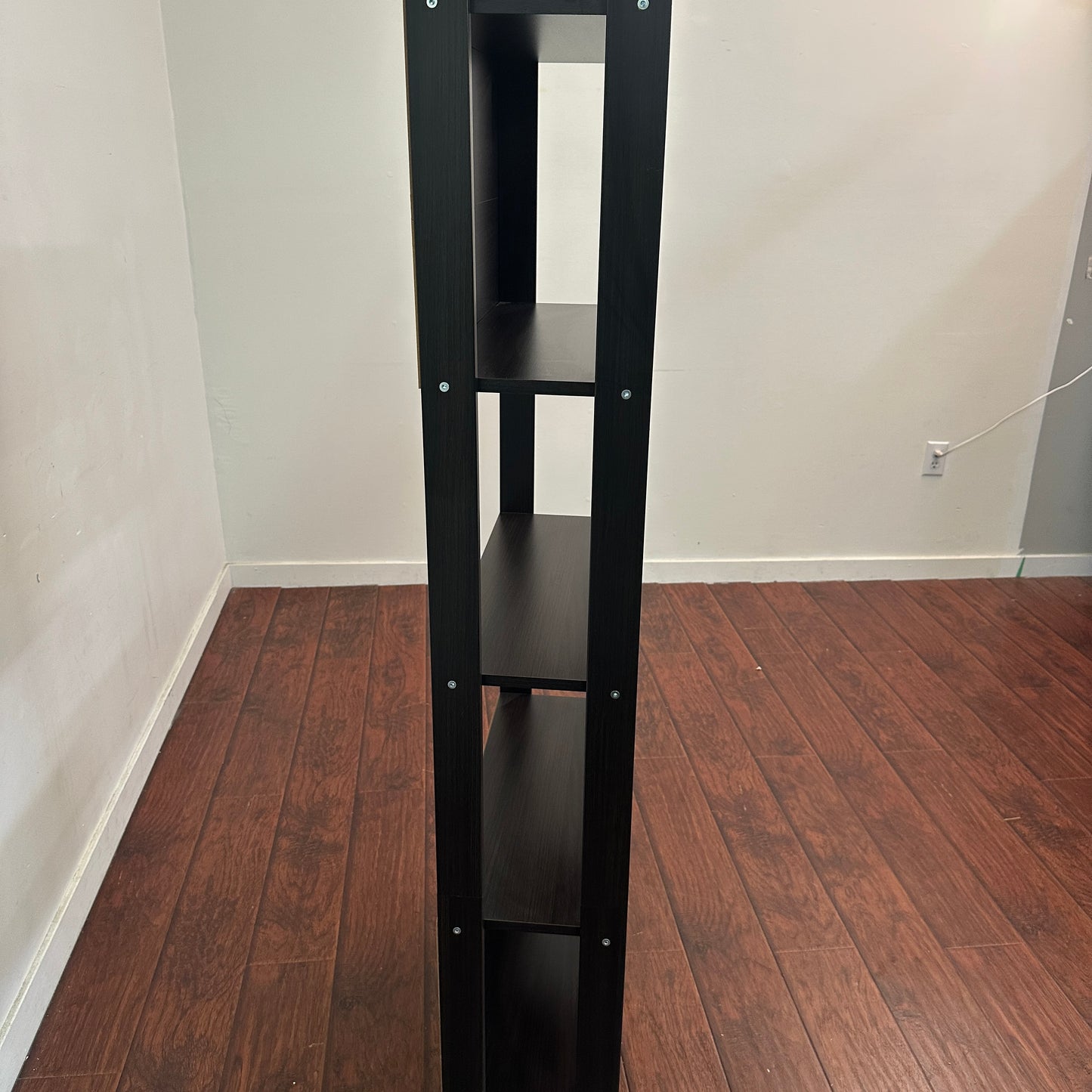 Laiva Bookcase