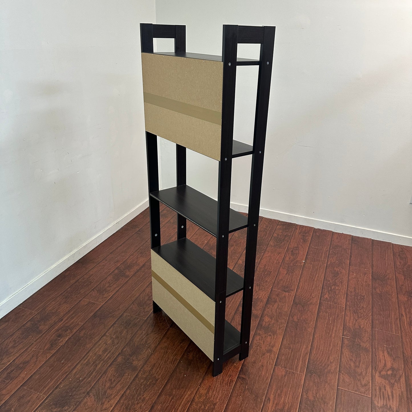 Laiva Bookcase