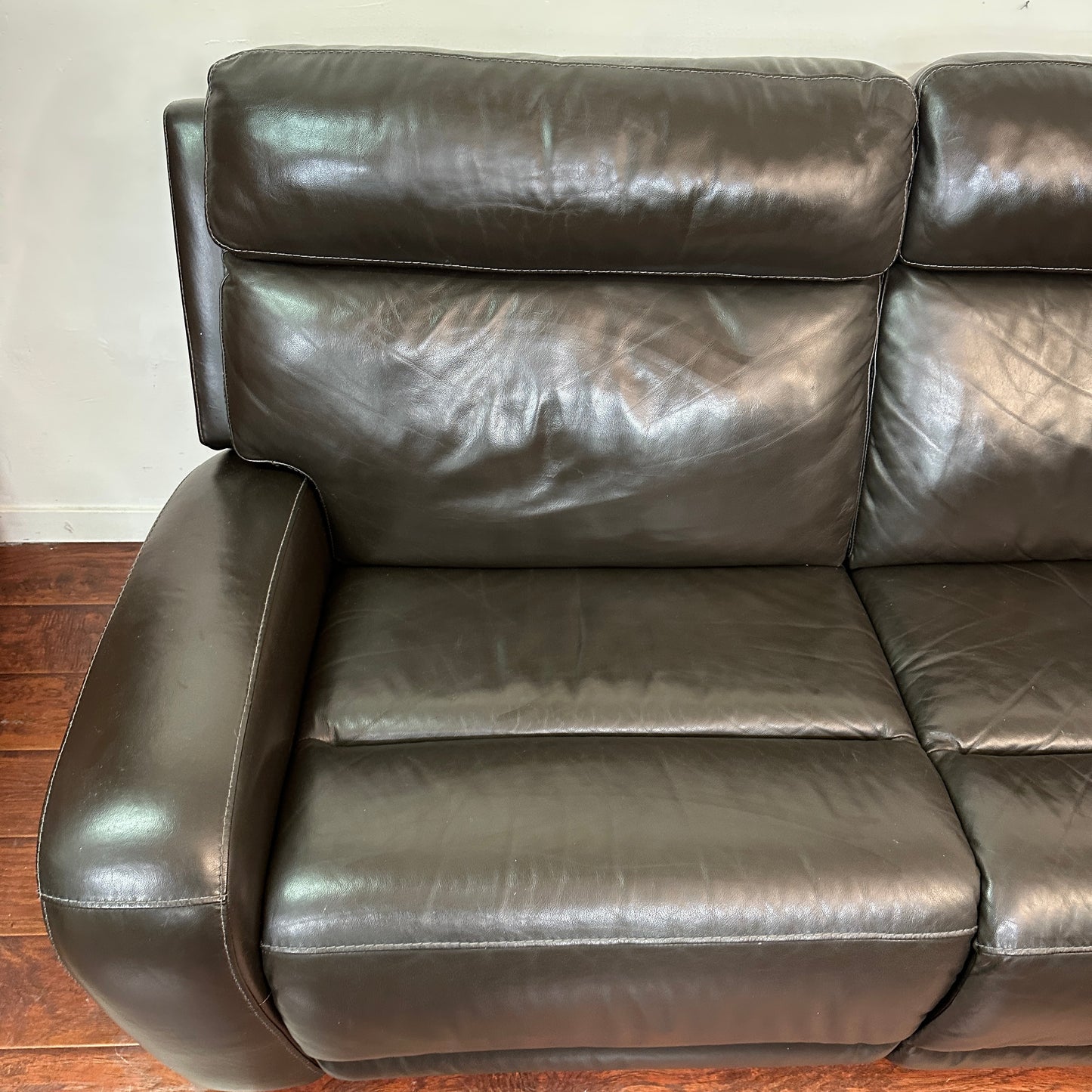 Gilman Creek 5-piece Leather Power Reclining Sectional