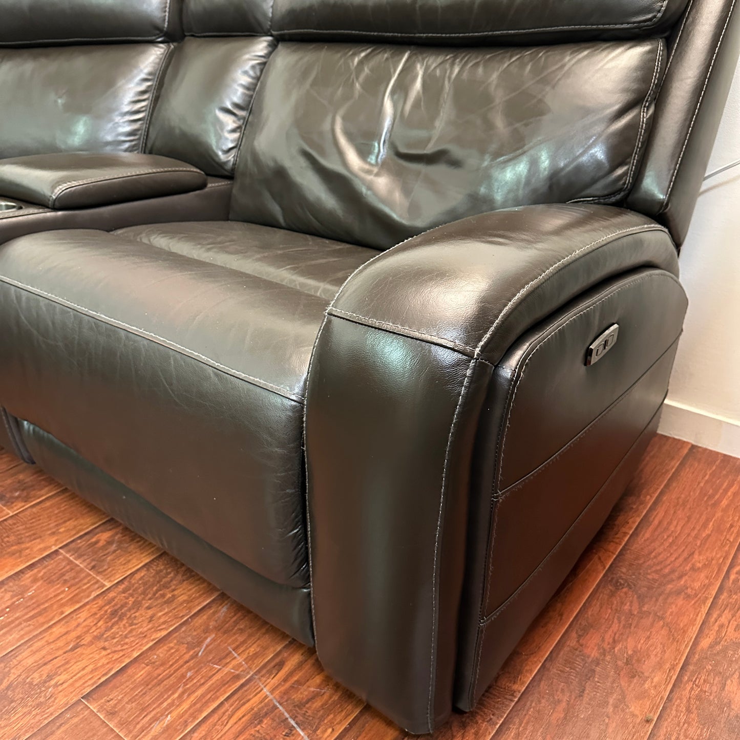 Gilman Creek 5-piece Leather Power Reclining Sectional