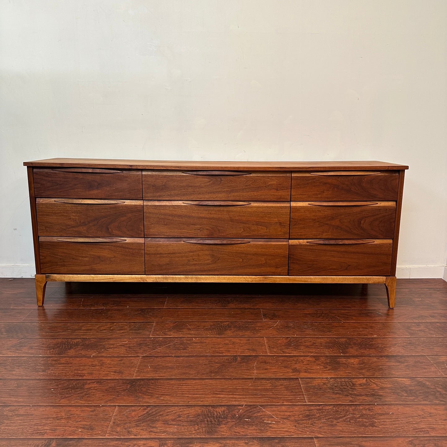 Walnut Mid-Century 9 Drawers Dresser by Kaufman