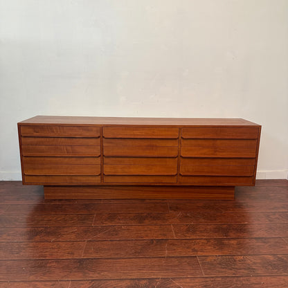 Scandinavian 9 Drawers Mid-Century Teak Dresser