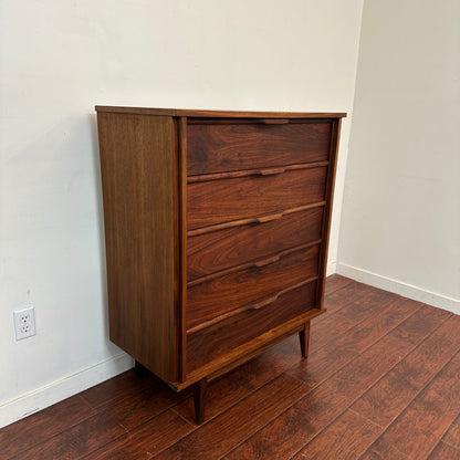Walnut Mid-Century Five Drawers Highboy Dresser