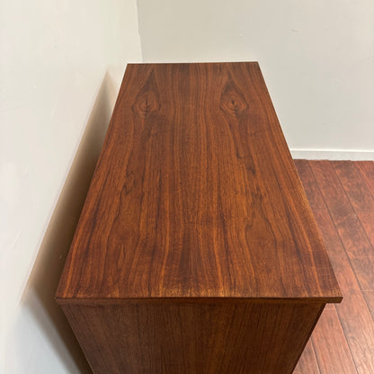 Walnut Mid-Century Five Drawers Highboy Dresser