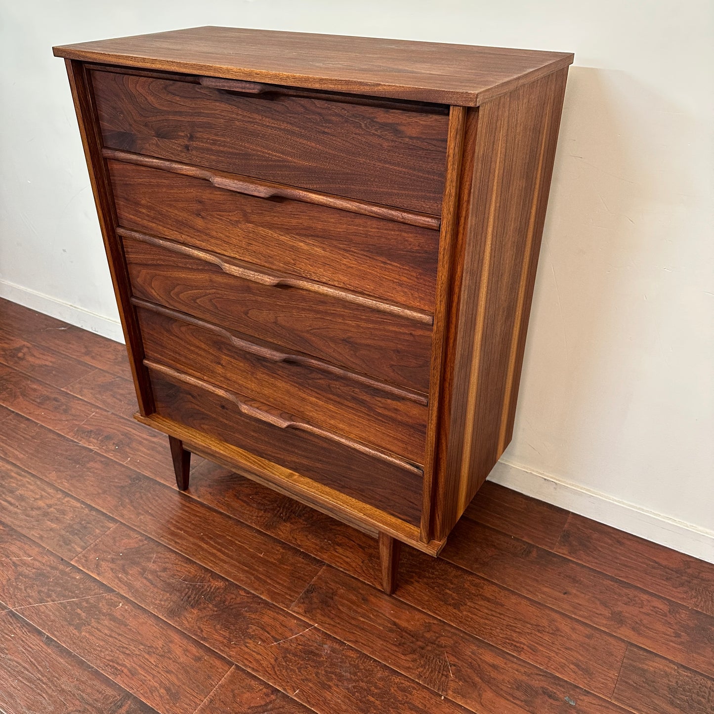 Walnut Mid-Century Five Drawers Highboy Dresser