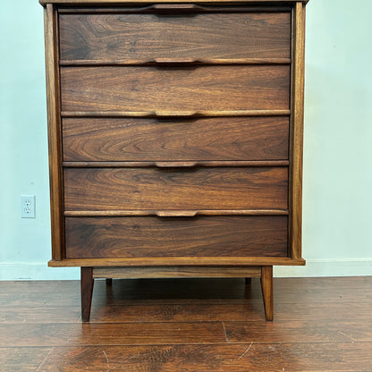 Walnut Mid-Century Five Drawers Highboy Dresser