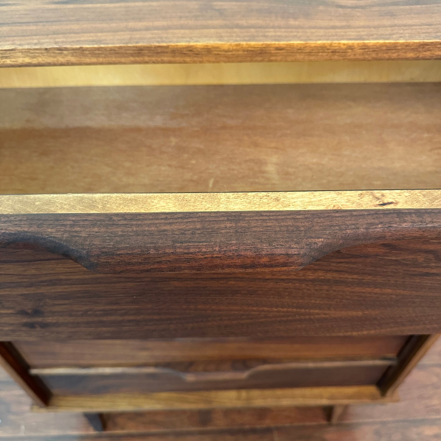 Walnut Mid-Century Five Drawers Highboy Dresser