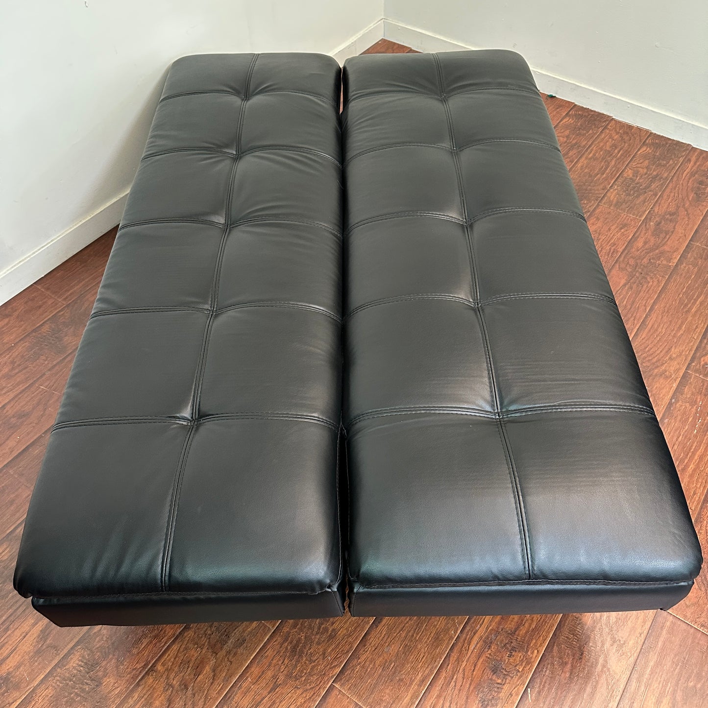 Click and Clack Black Futon Bed