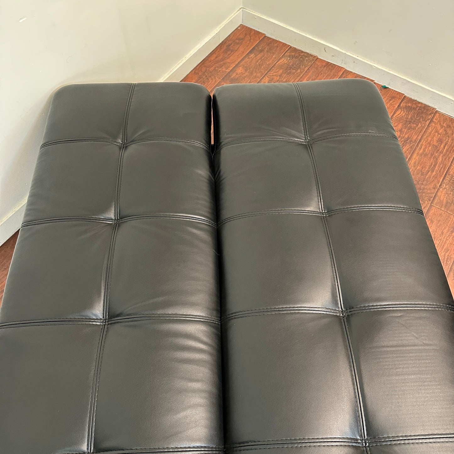 Click and Clack Black Futon Bed