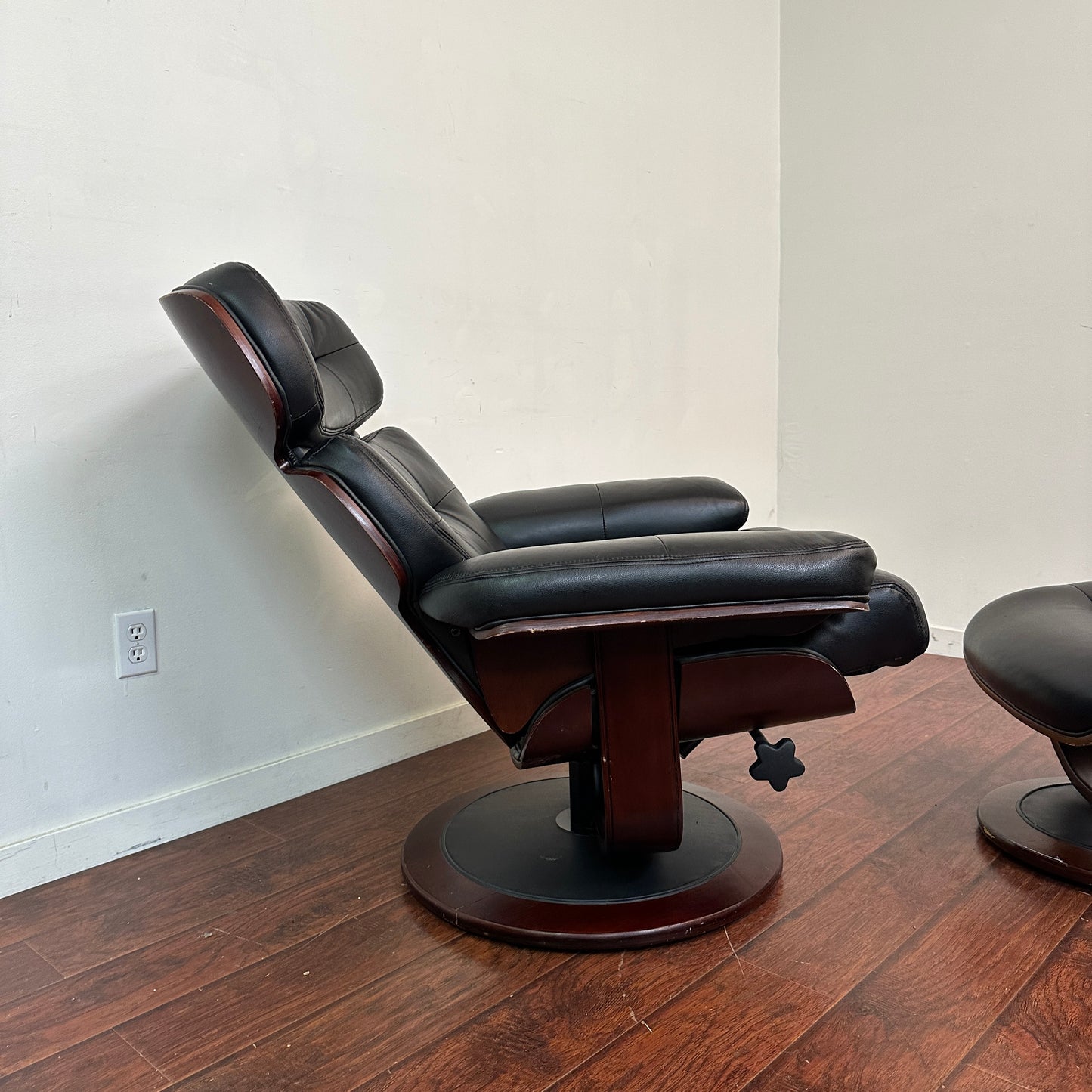 Black Eames Replica Recliner Chair with Ottoman