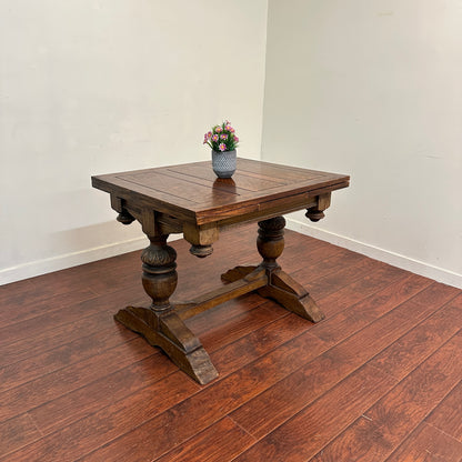 1900's Solid Oak Draw Leaf Dining Table