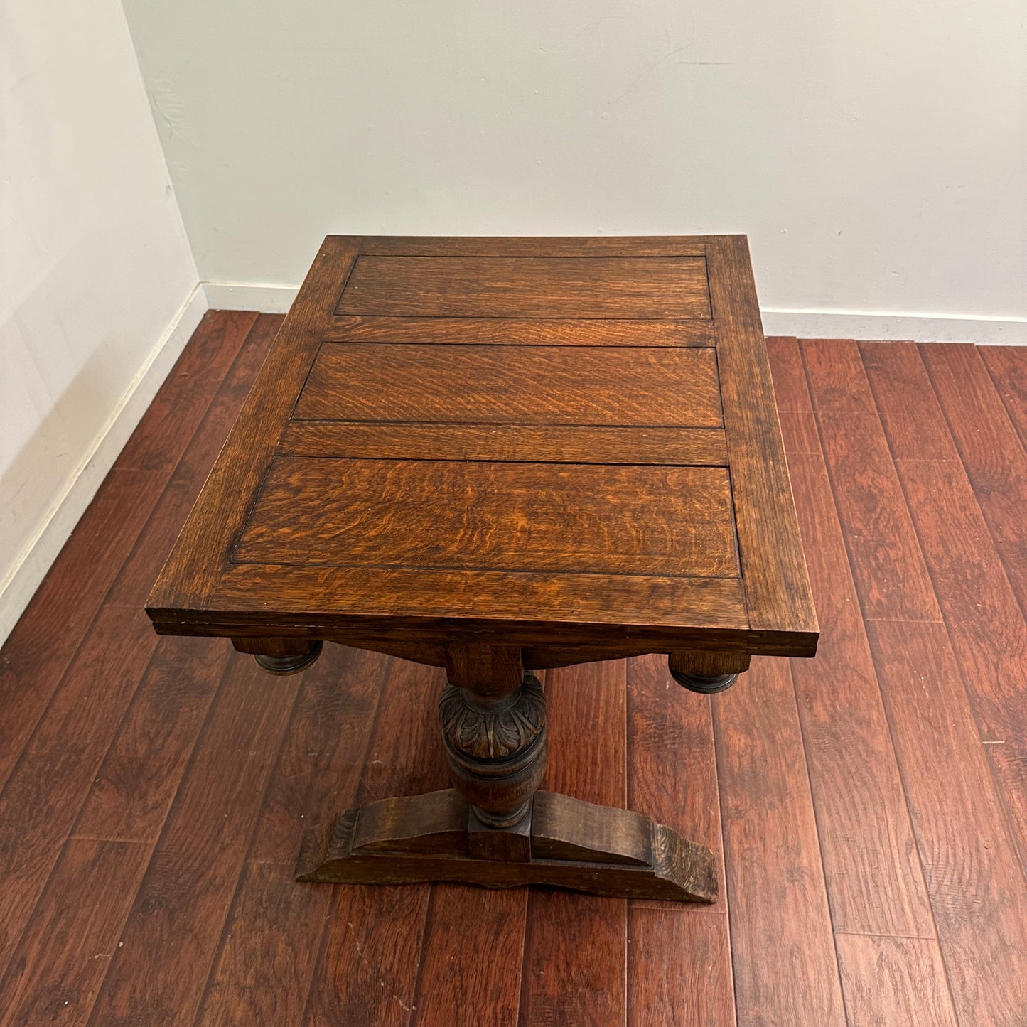 1900's Solid Oak Draw Leaf Dining Table