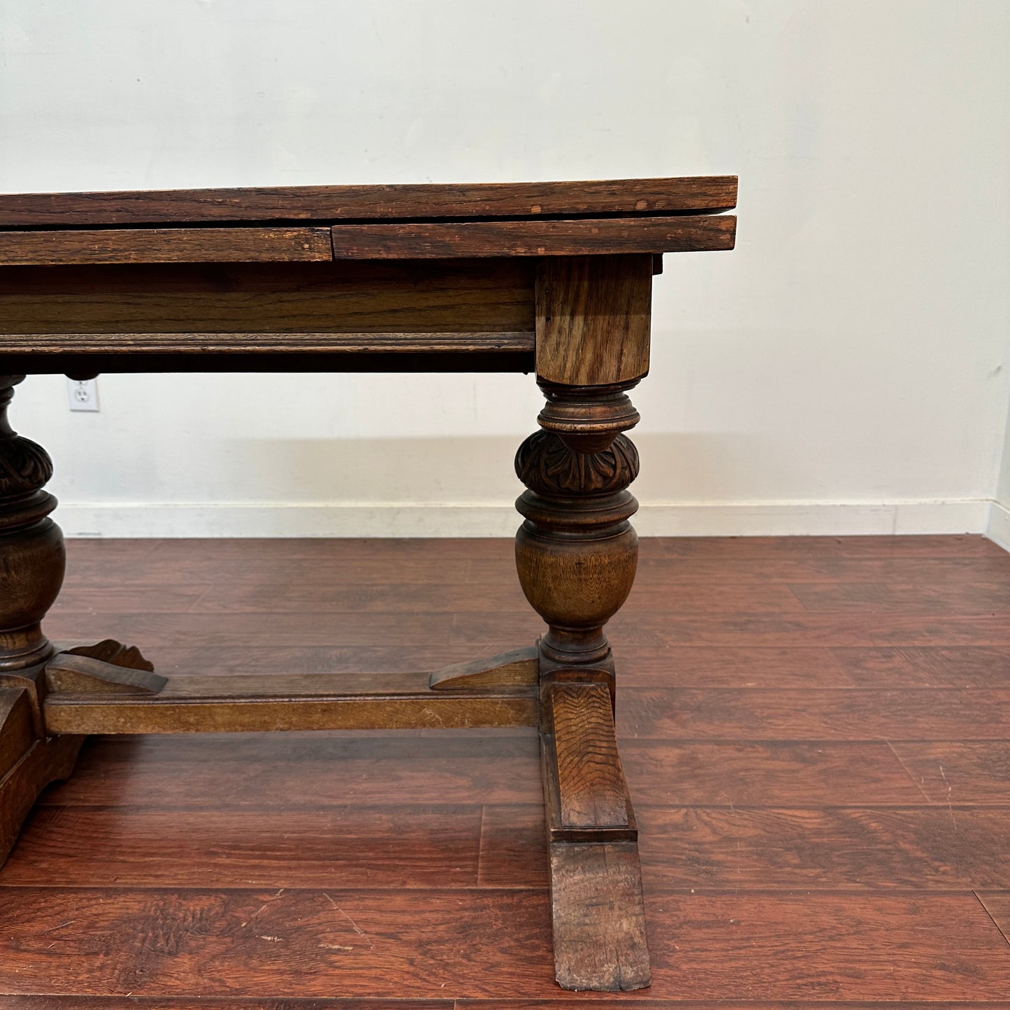 1900's Solid Oak Draw Leaf Dining Table