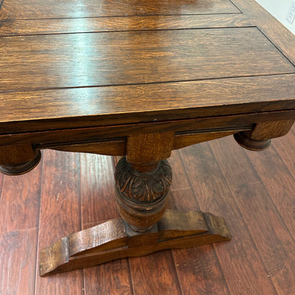 1900's Solid Oak Draw Leaf Dining Table