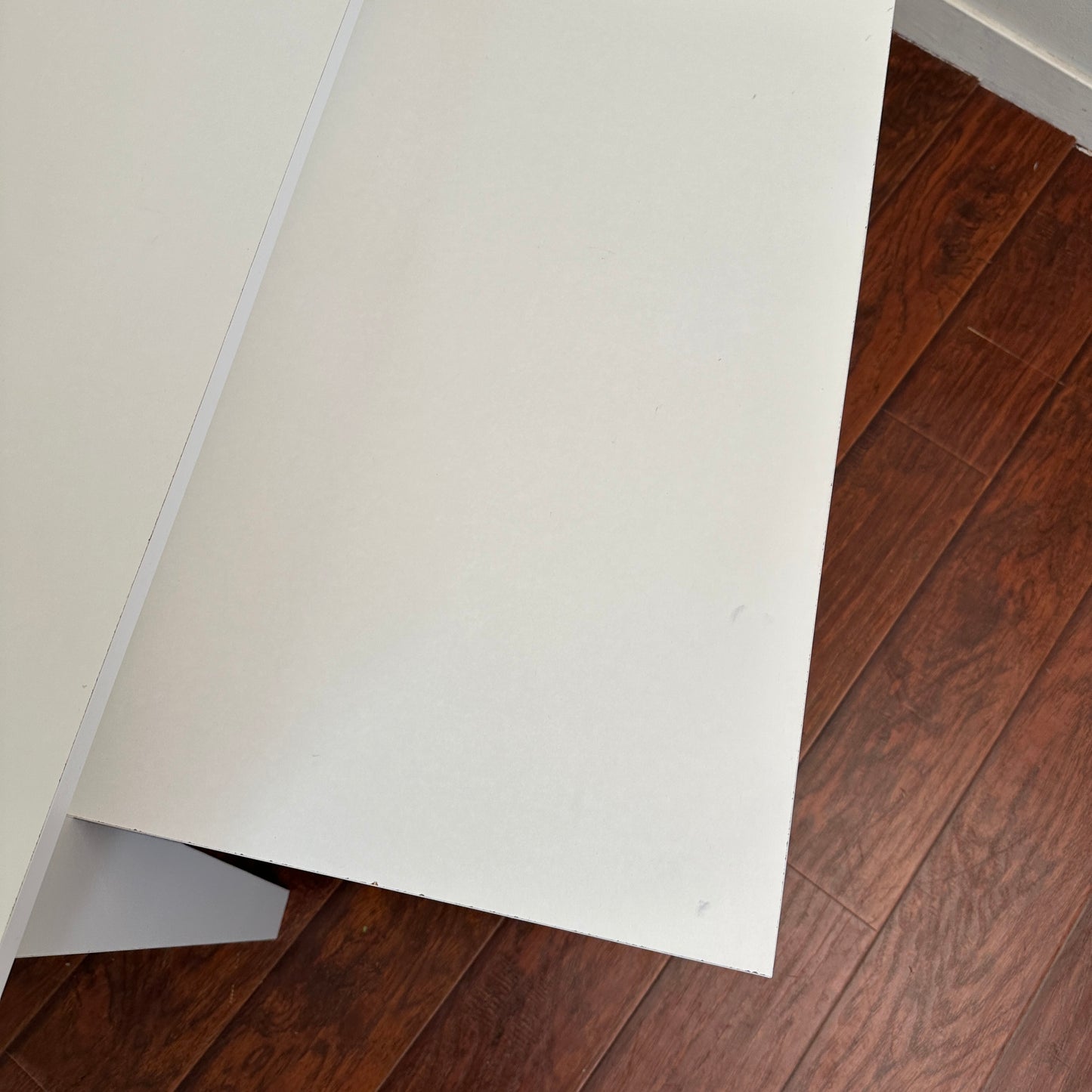 White 3-piece Nesting Tables (dining)