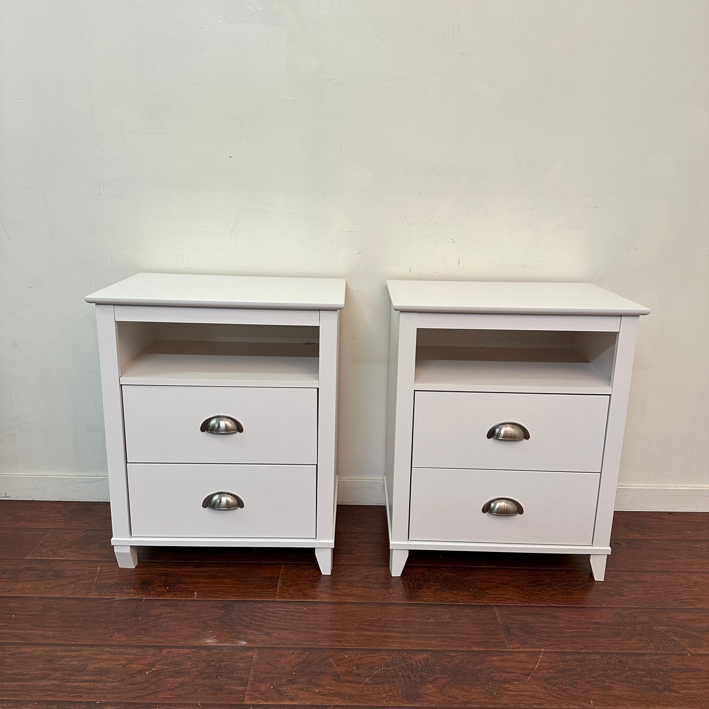 White 2-Drawers Nightstand (x2)