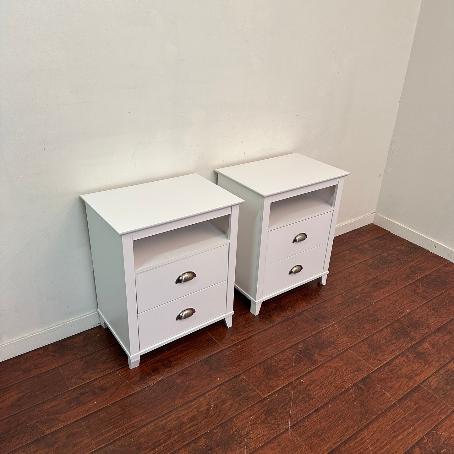 White 2-Drawers Nightstand (x2)