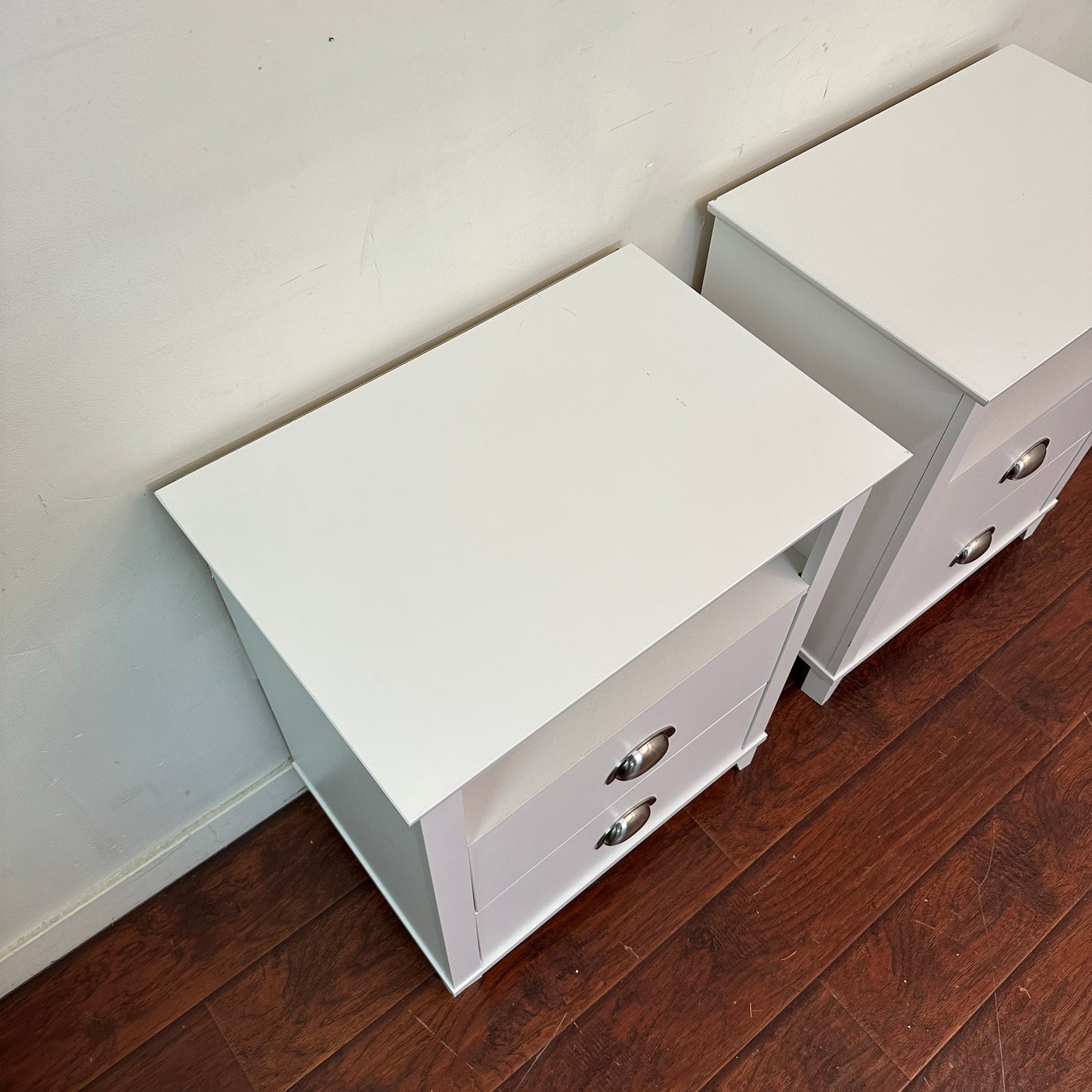 White 2-Drawers Nightstand (x2)