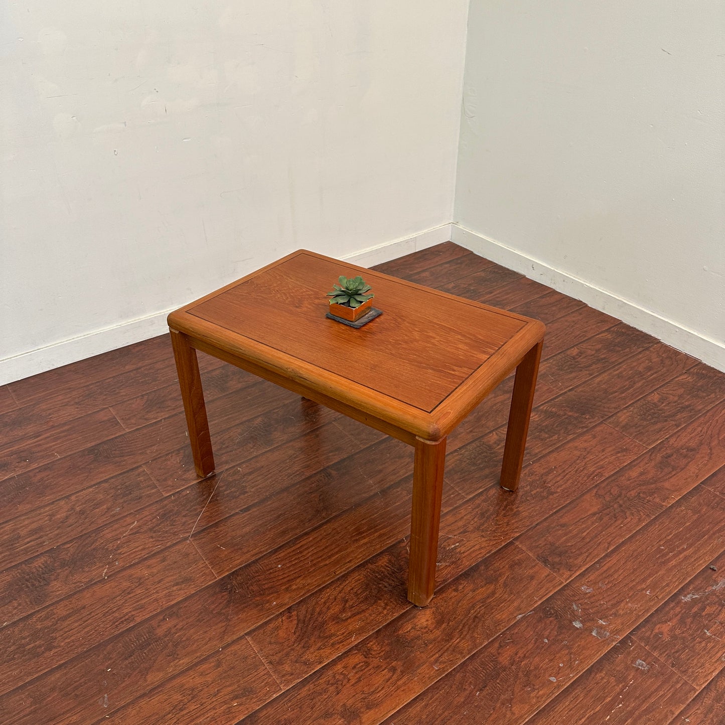 Velje Møbelfrabik Danish Side Table