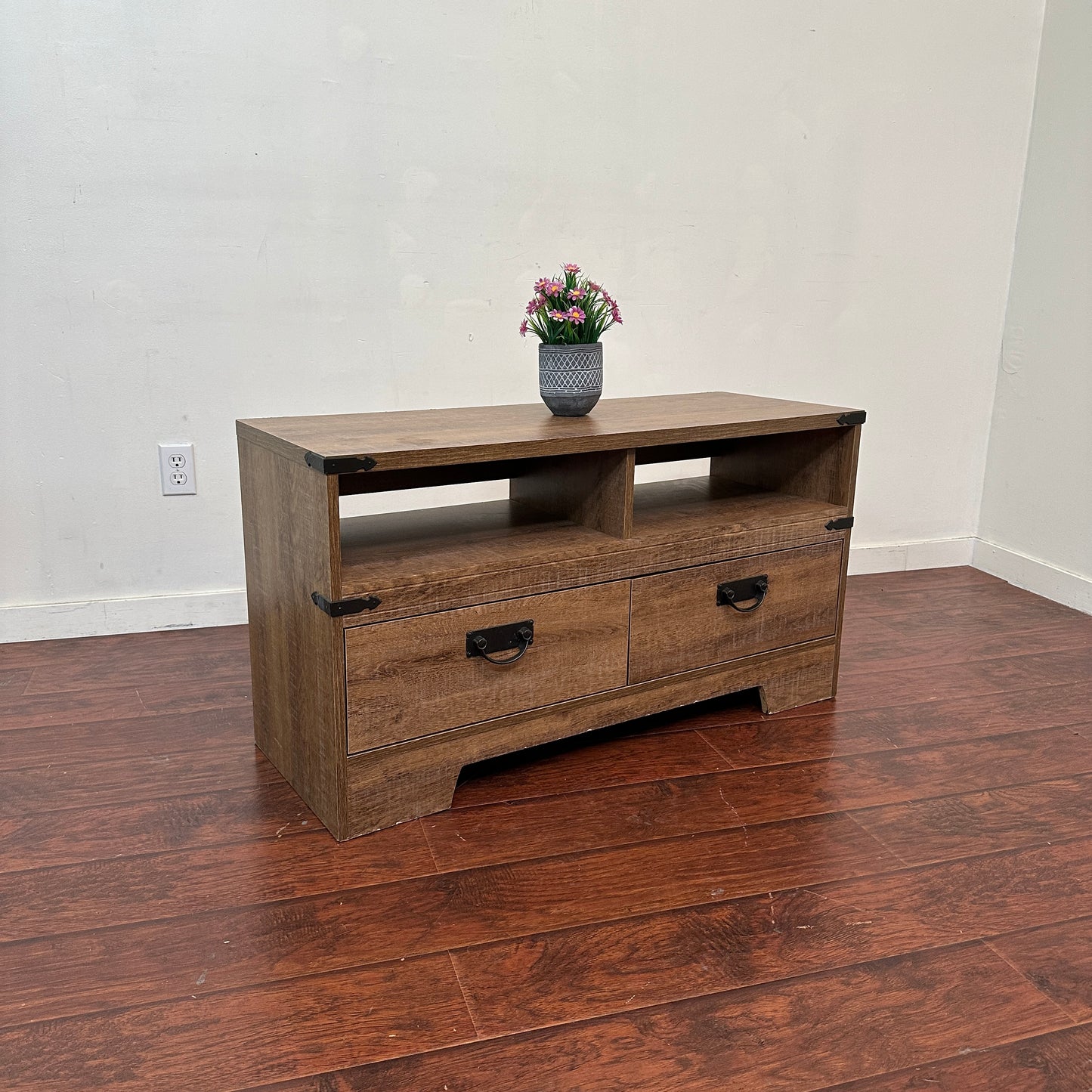 Dynamic Furniture TV Stand