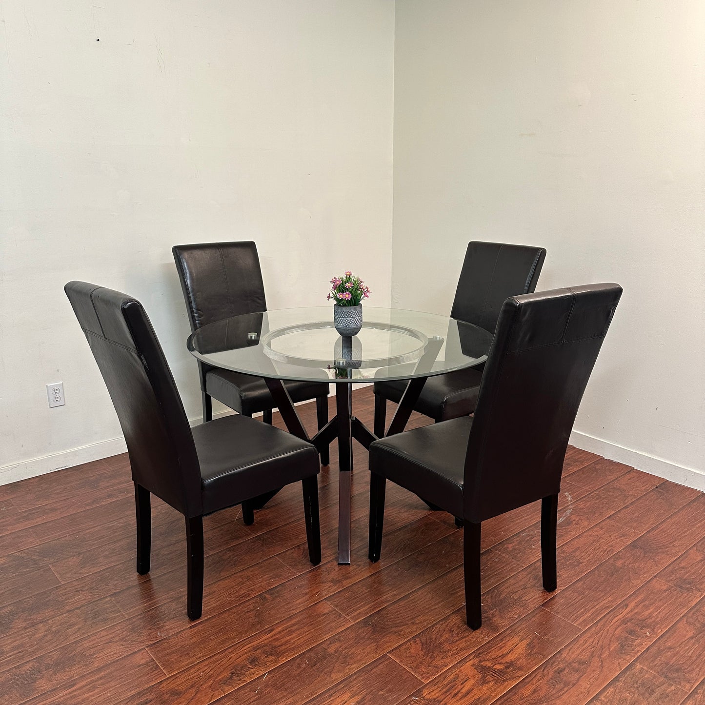 Modern Round Glass Dining Set