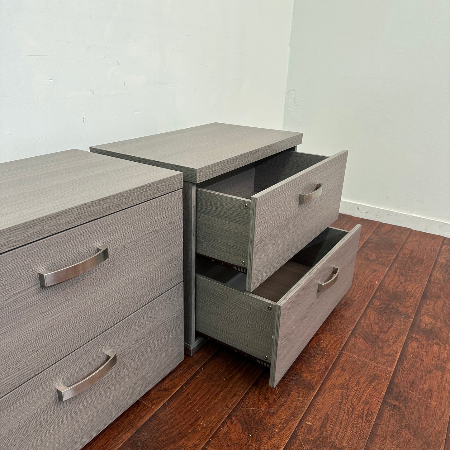Daytona Modern Nightstands (x2)