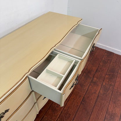 Vintage French Provincial Dresser - 1960s