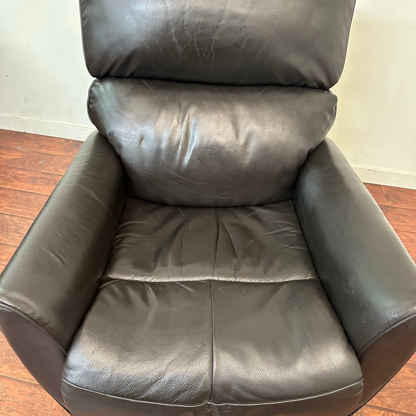 Push Back Dark Leather Recliner