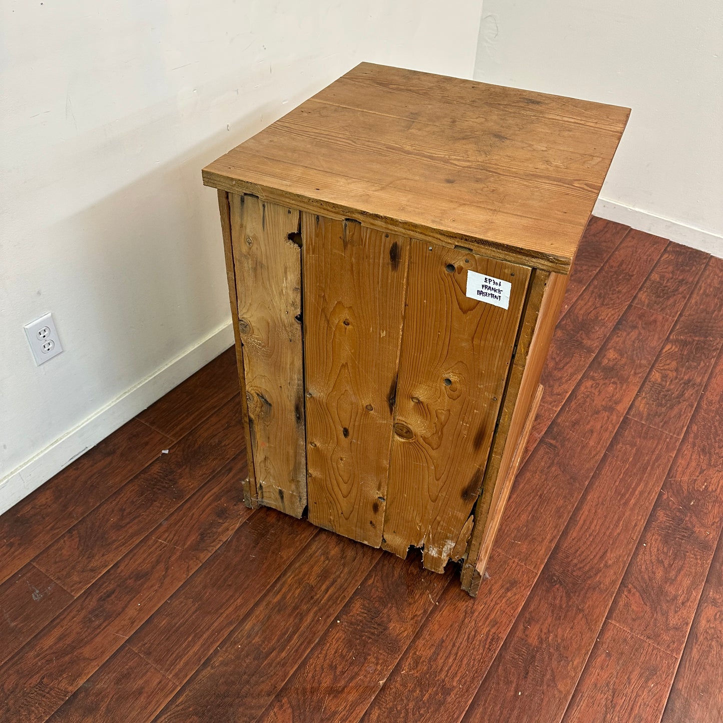 Vintage Wood 4 Drawers Chest of Drawers