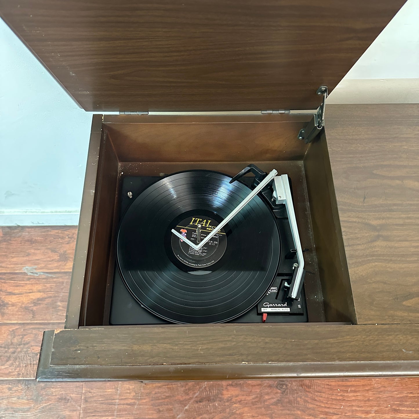 Mid-Century Console TV Cabinet with Original Television (1960s–1970s)