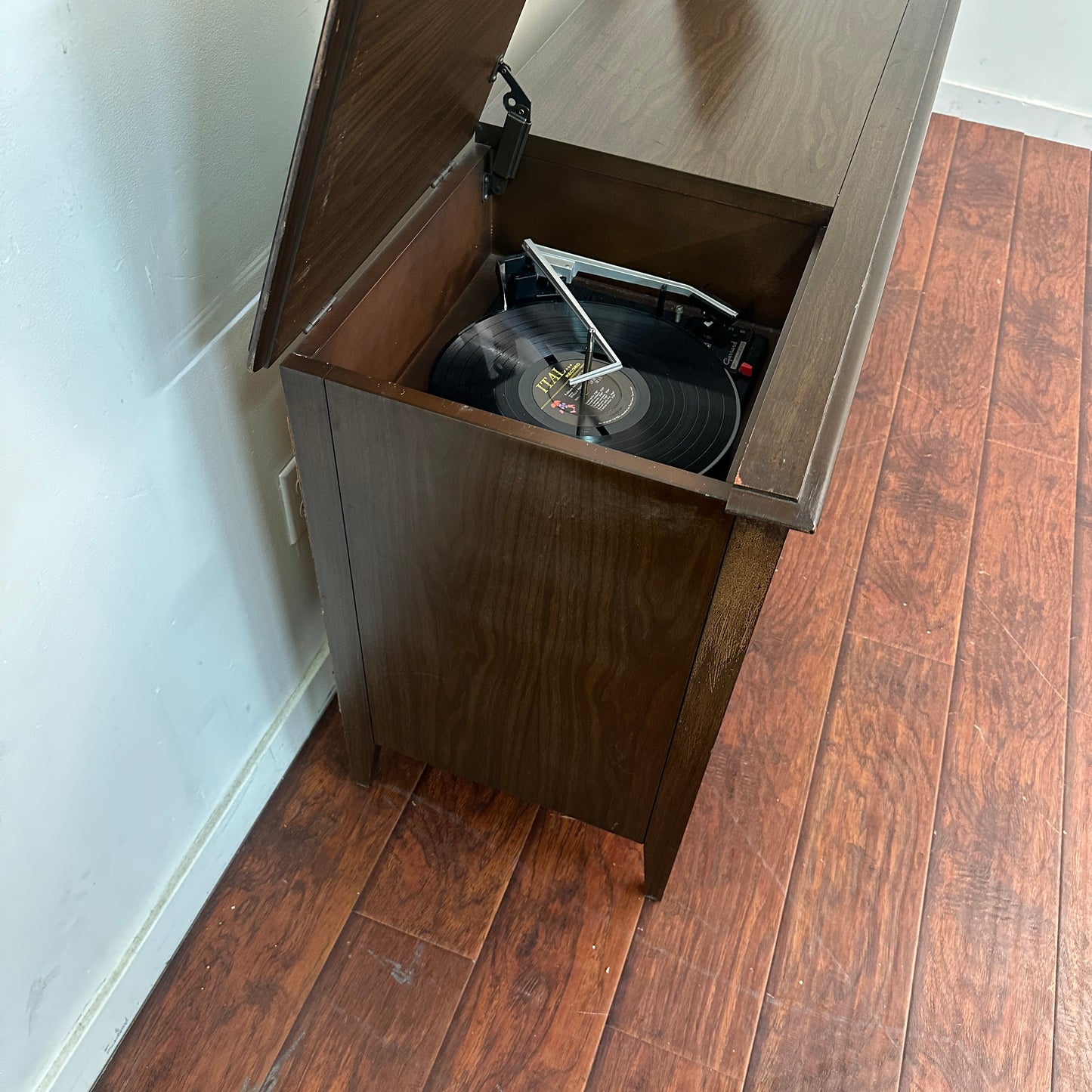 Mid-Century Console TV Cabinet with Original Television (1960s–1970s)