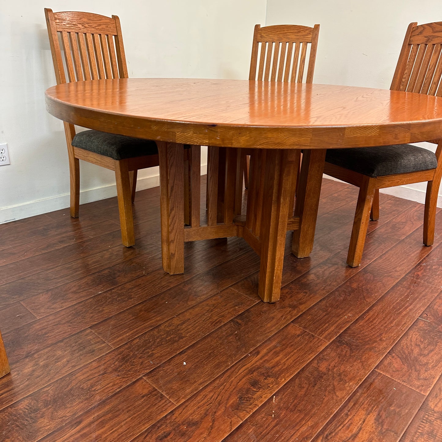 Mission Style Round Oak Dining Set