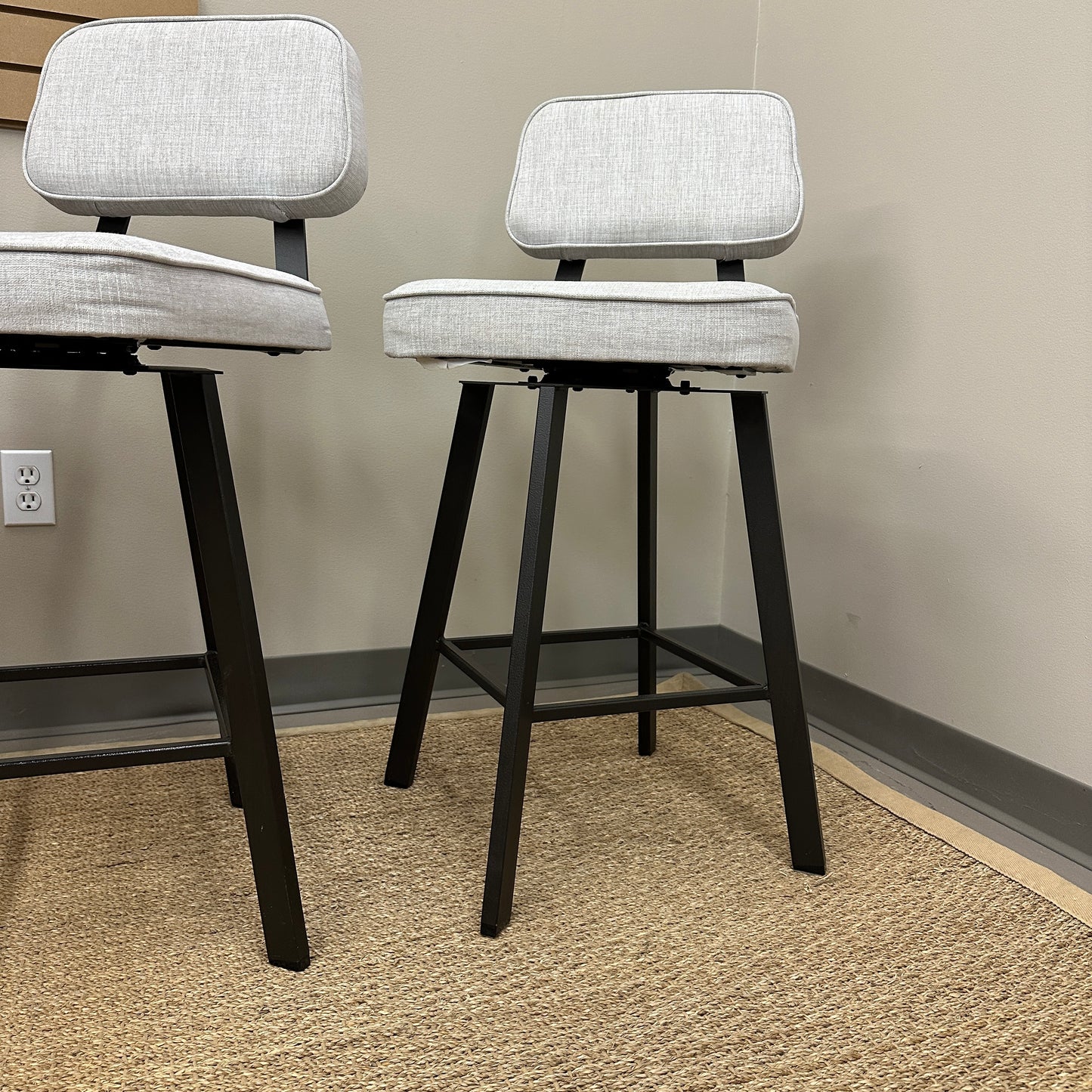 Amisco Clarkson Swivel Counter Stool (x4)