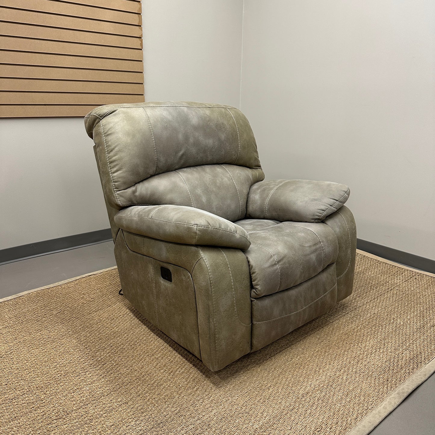 Dunwell Power Recliner with Adjustable Headrest