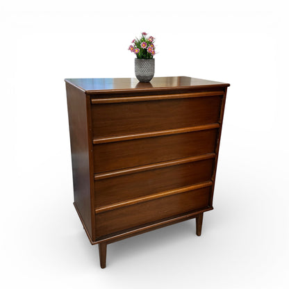 Mid-Century Modern 4 Drawers Highboy Dresser
