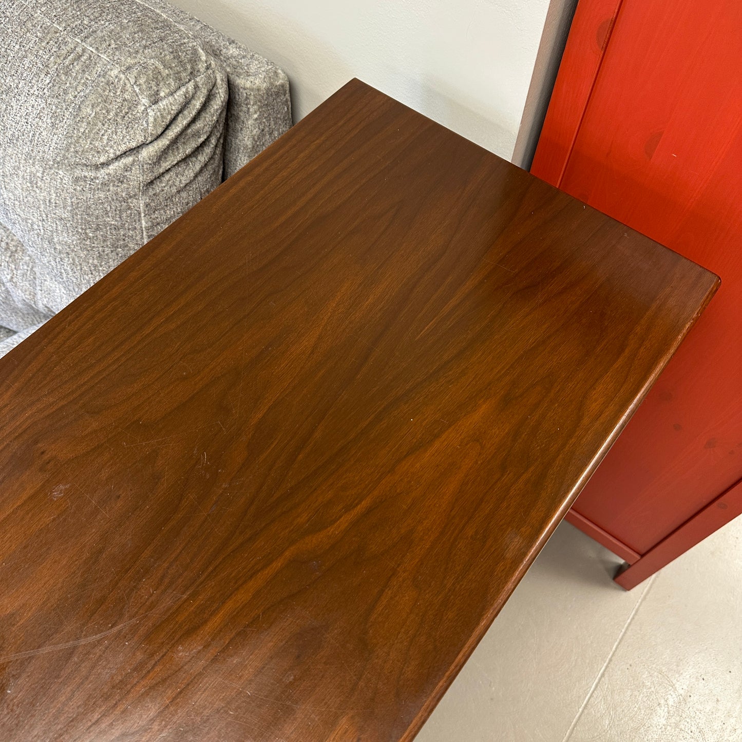 Mid-Century Modern 4 Drawers Highboy Dresser