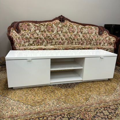 BYAS White TV Stand