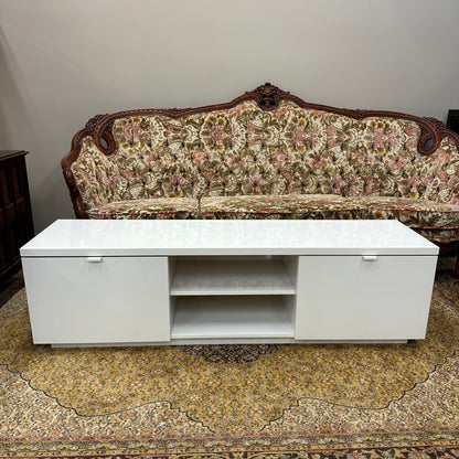 BYAS White TV Stand