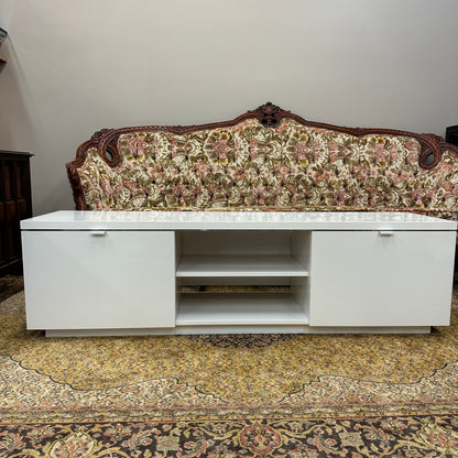 BYAS White TV Stand