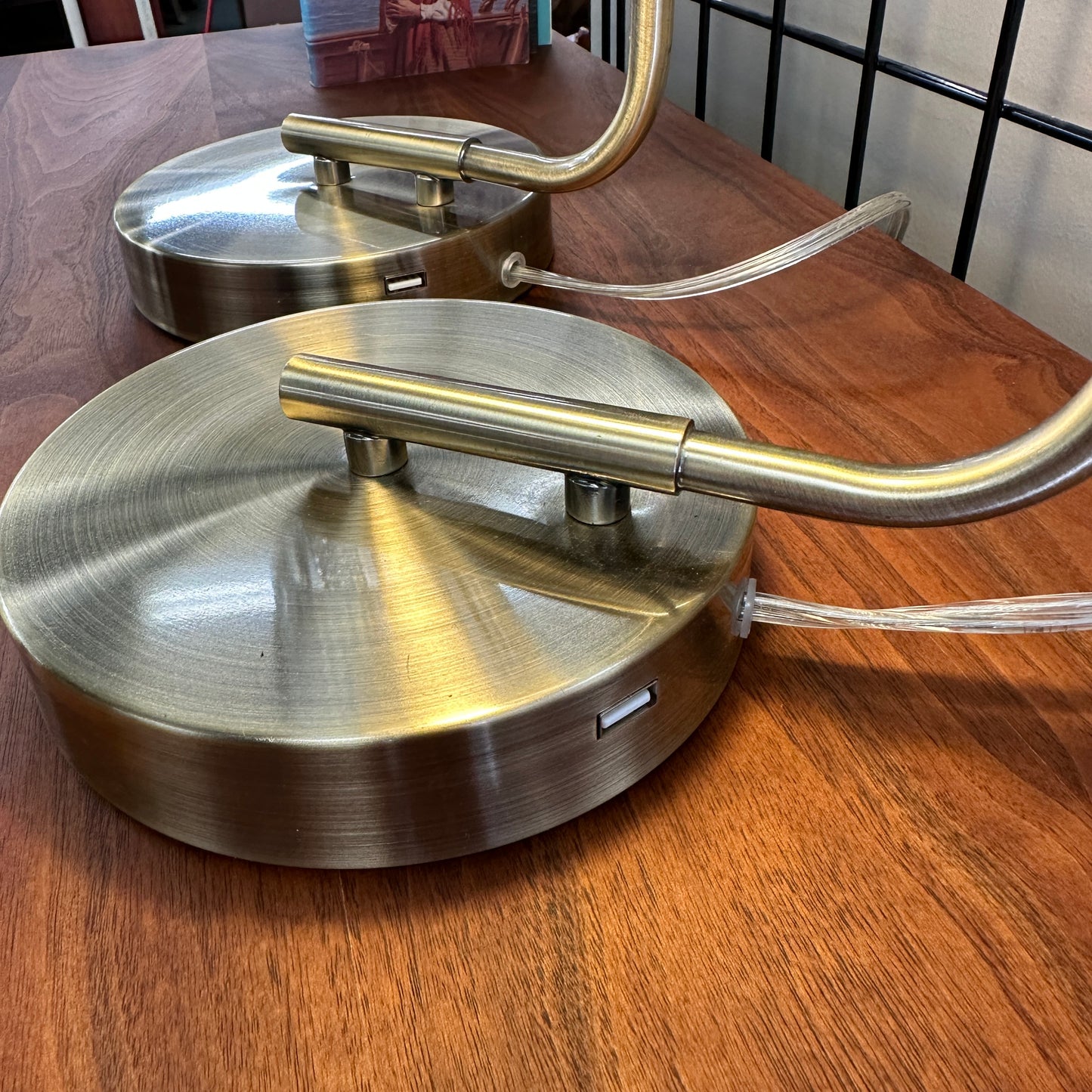 Homesense Flower Table Lamp (x2)