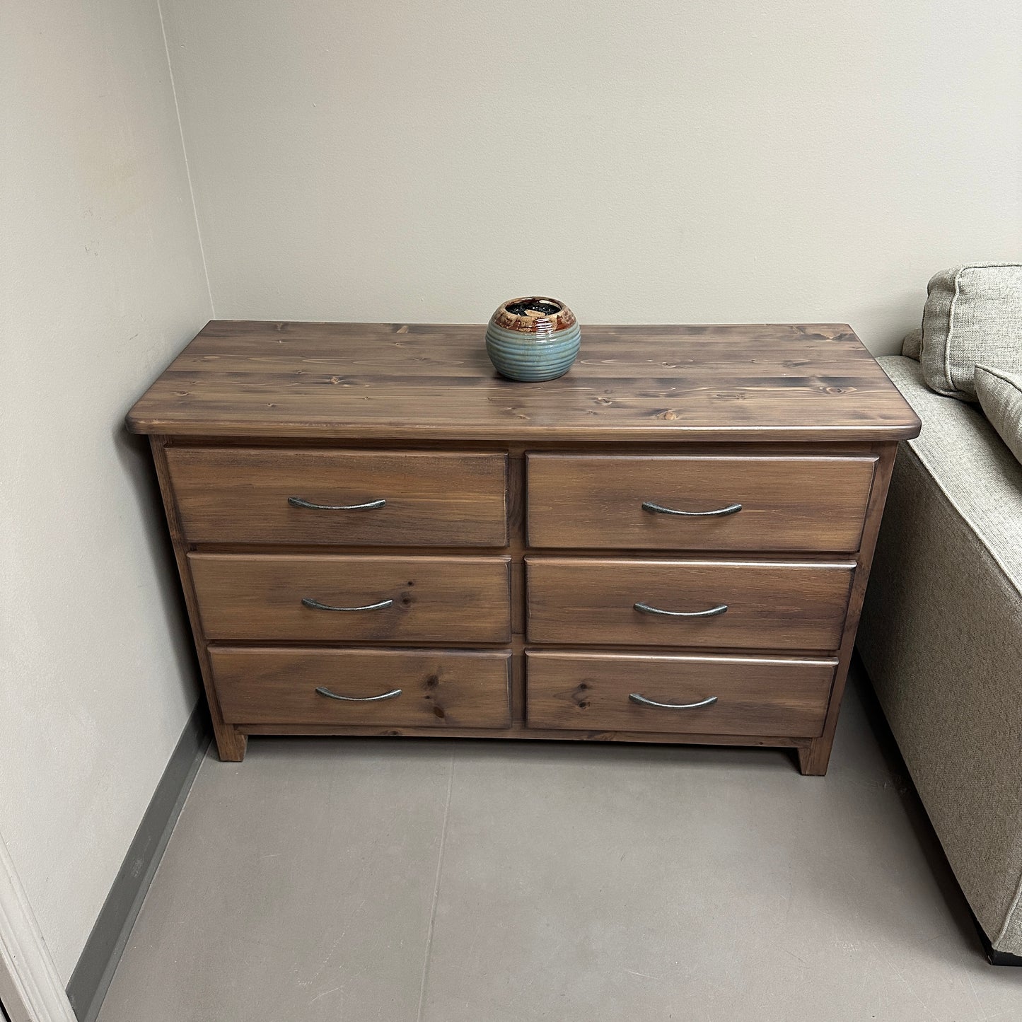 Solid Wood 6 Drawers Dresser