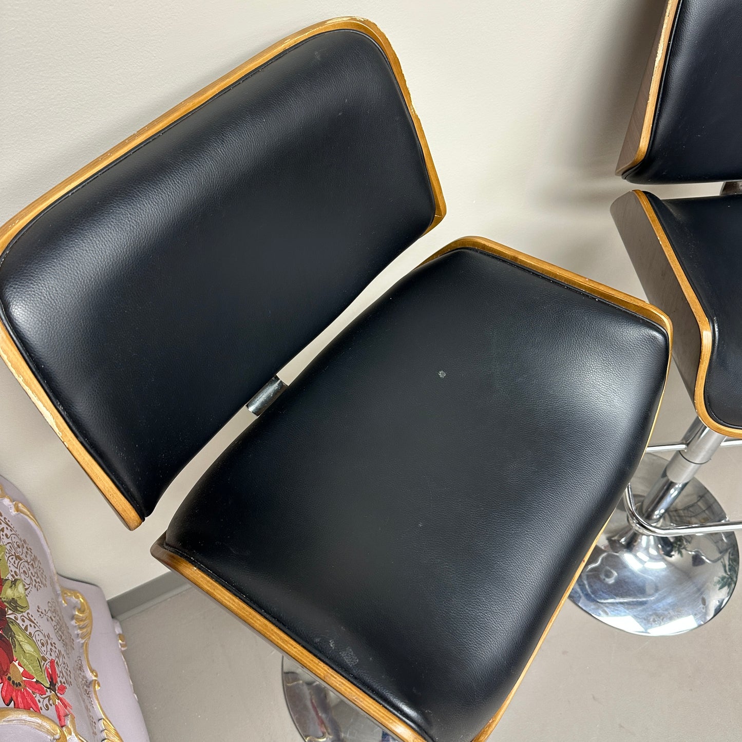 Swivel Adjustable Height Counter/Bar Stool (set of 3)